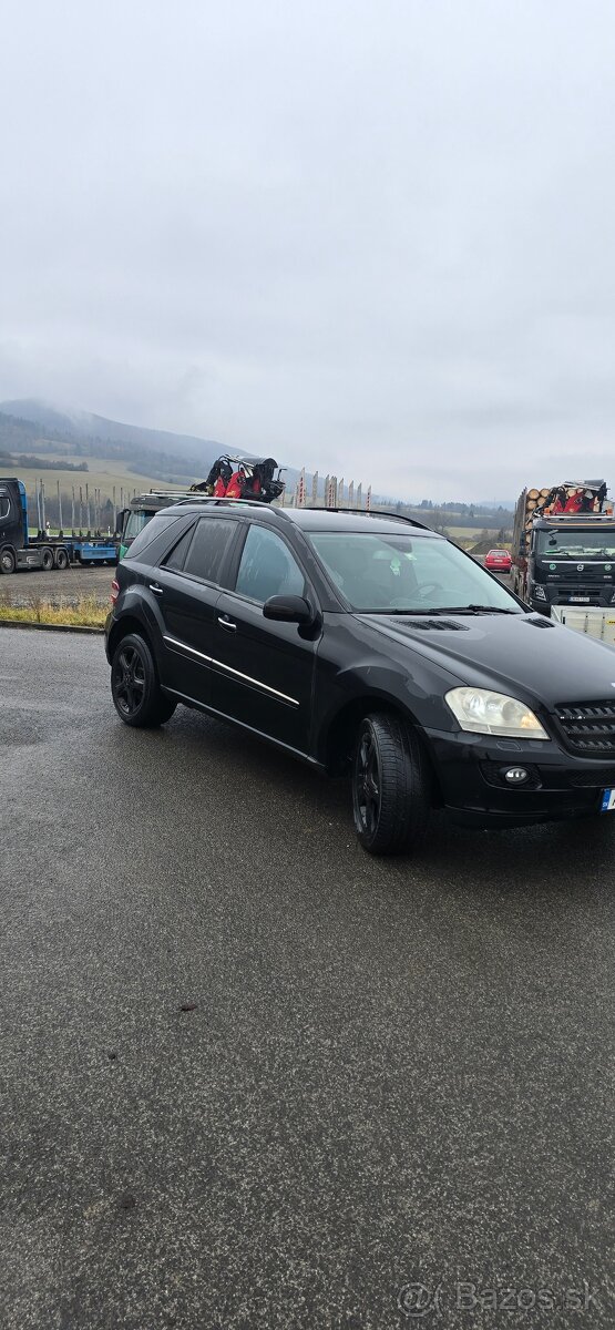 Mercedes ML - 6