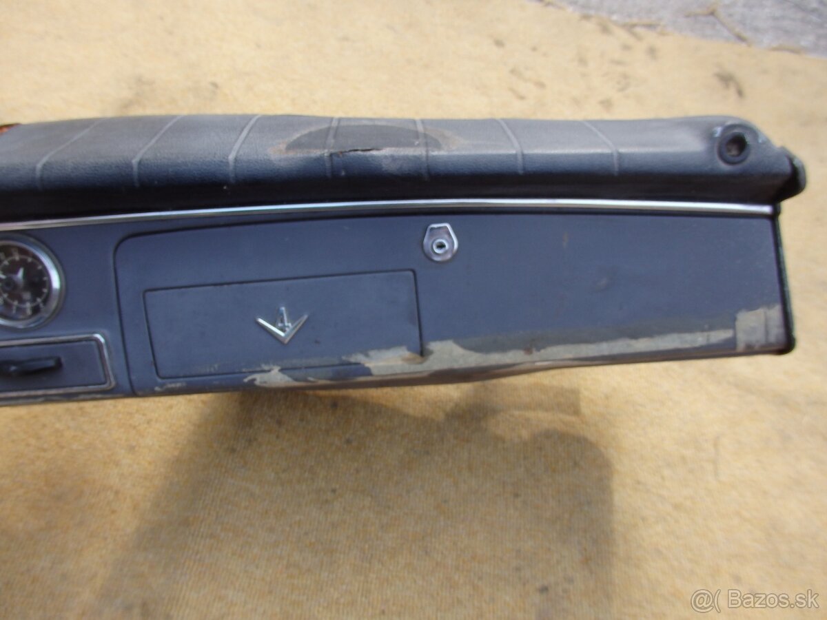 SAAB 96 prístrojová doska - 6