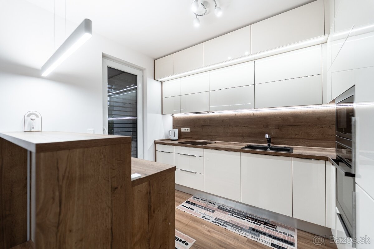 3i byt, ul. Strážovská 10 - NOVÁ TERASA, 79m2, terasa 25m2, - 6