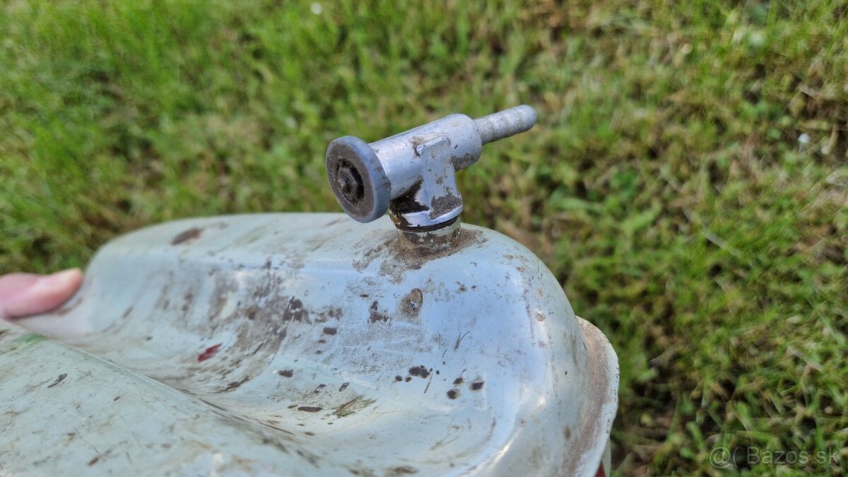 Nádrž Stadion S11 s viečkom a palivovým ventilom - 6