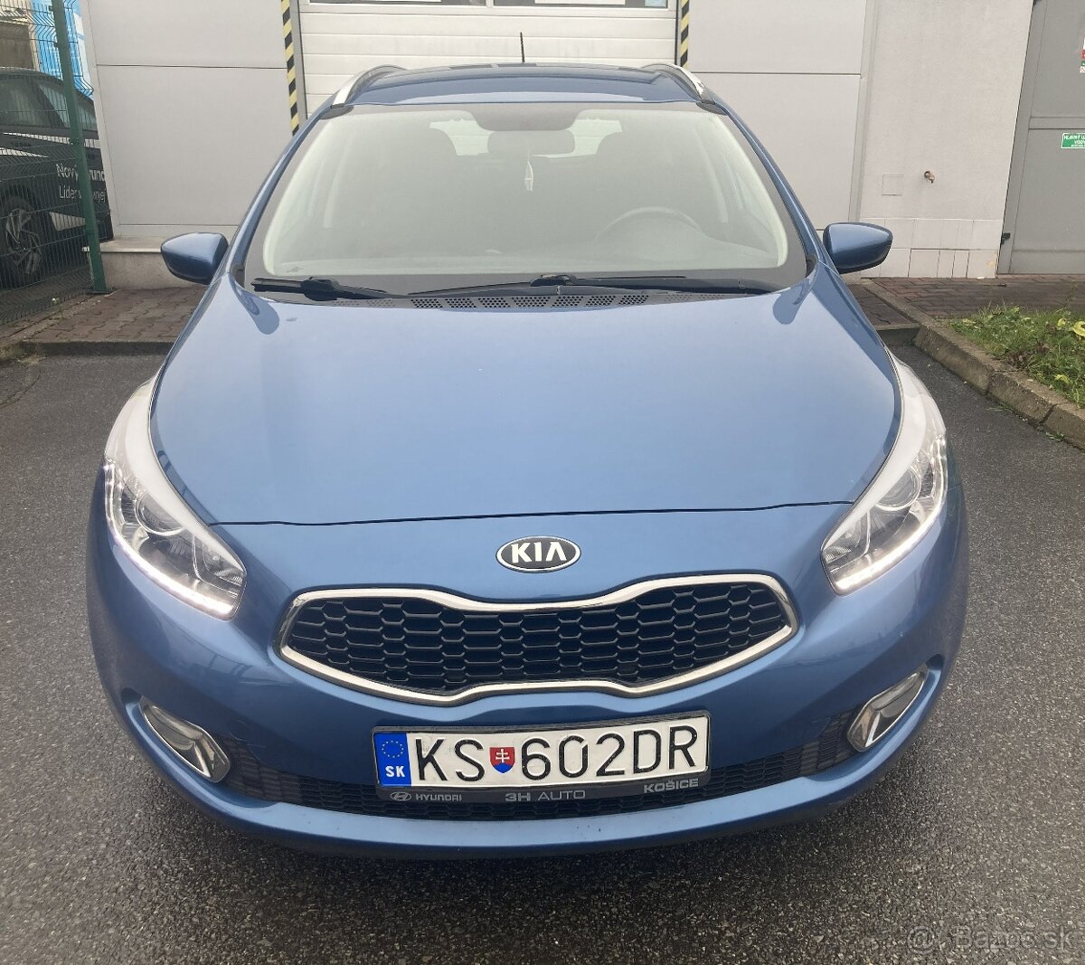 Predám KIA Ceed SW 1.6 GDI - 6