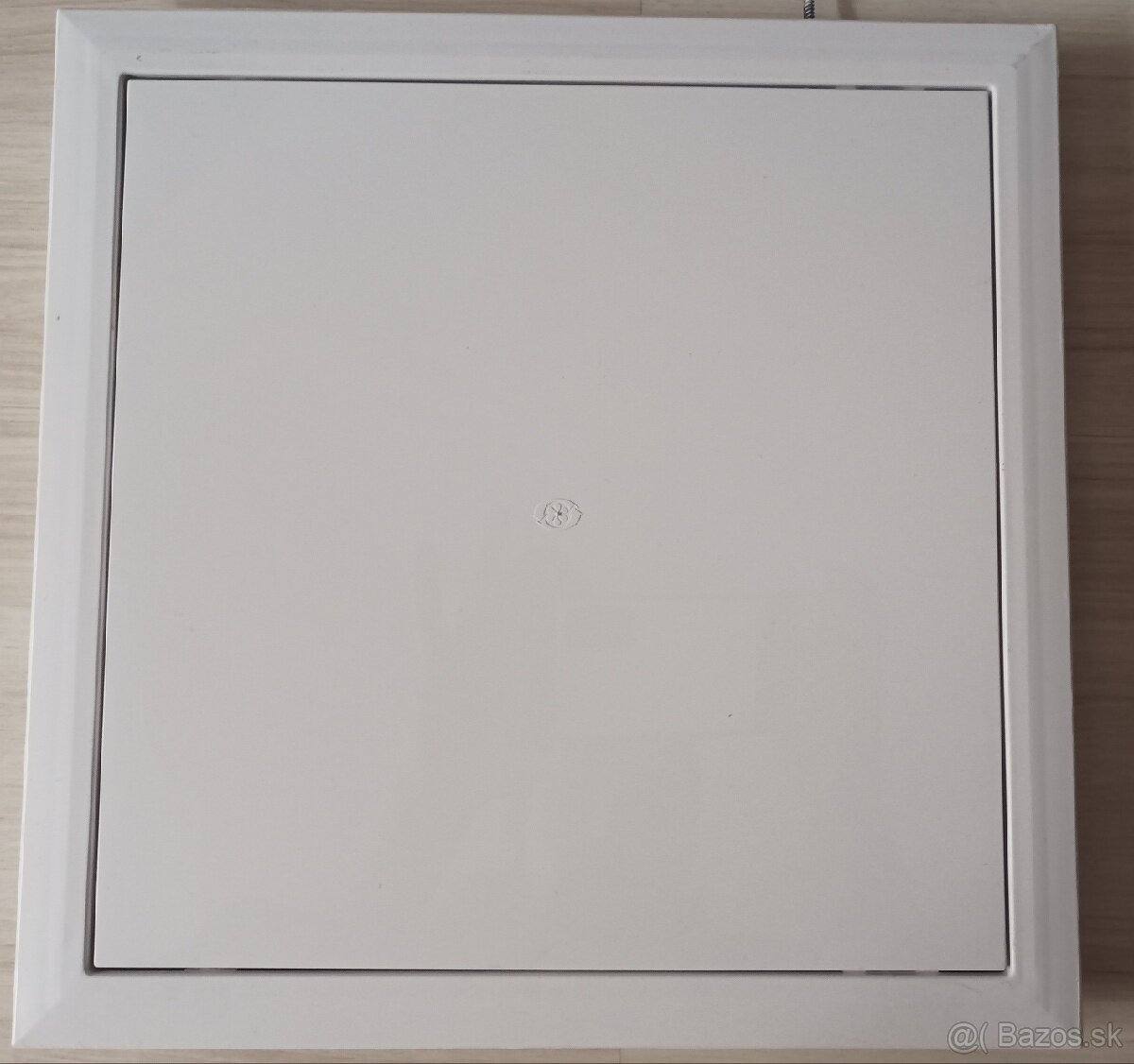 Revízne PVC dvierka 318x318mm - 6