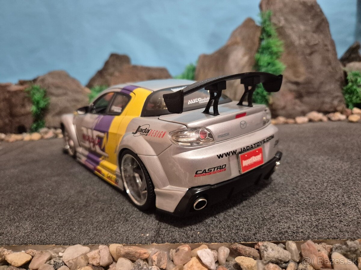 Prodám model 1:18 Mazda RX8 - 6