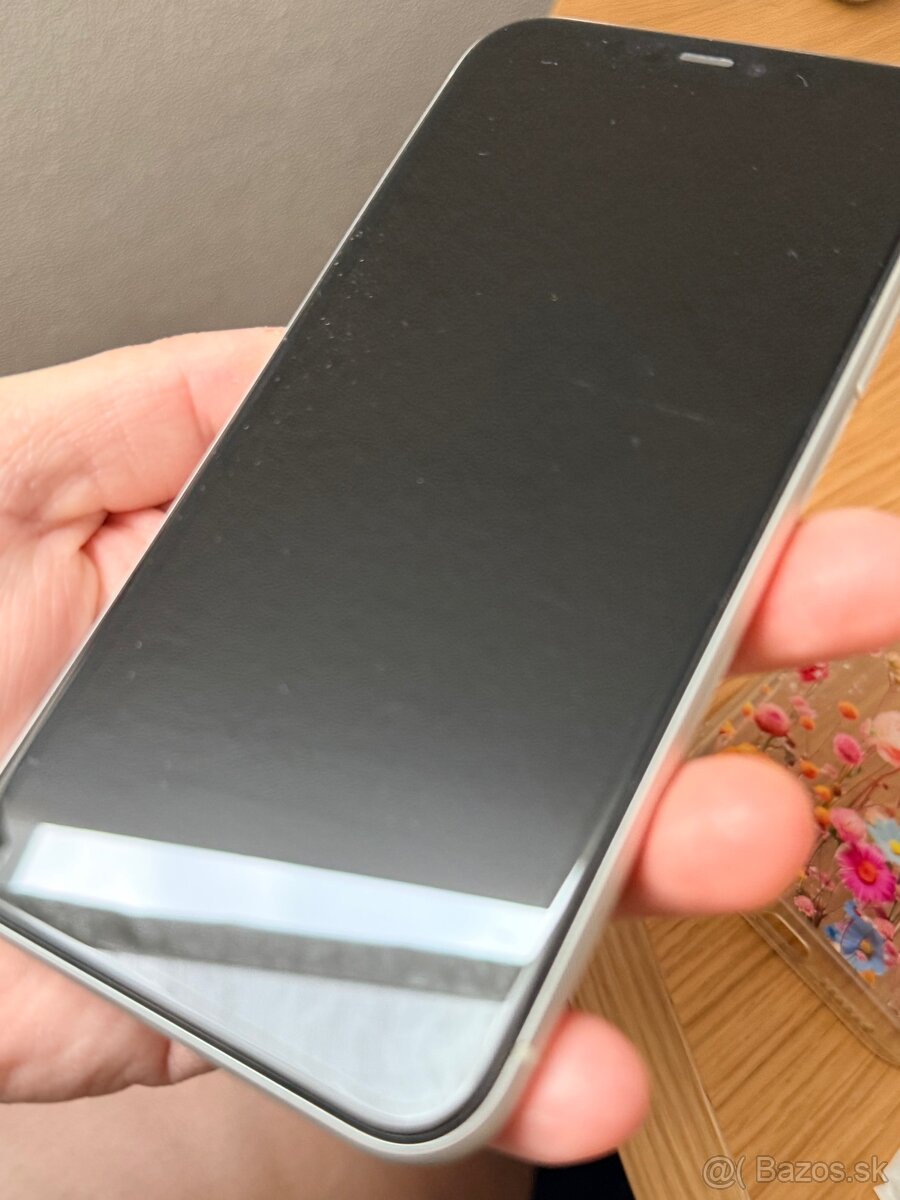 Predám Iphone 11 biely, 128 GB - 6