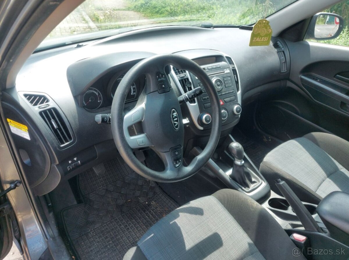 Kia Ceed 2010 - 2012 facelift náh. díly - 6