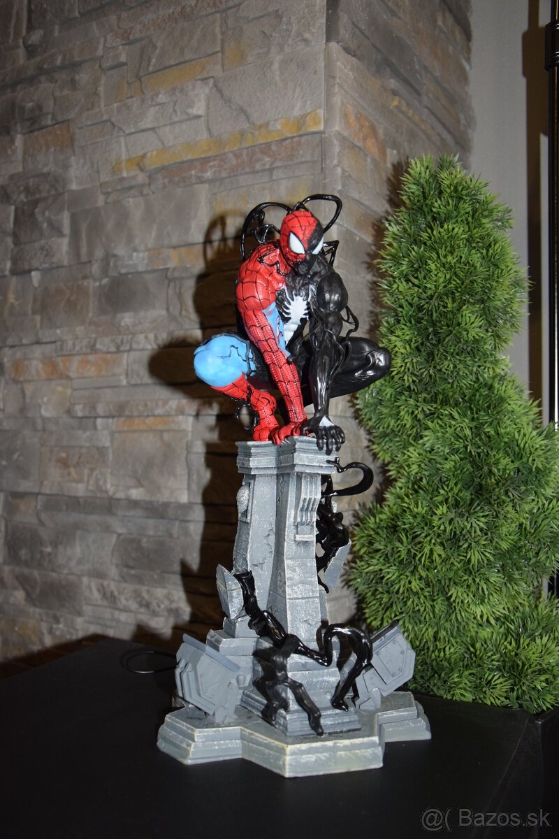 Spider-Man & Venom LED osvetlena figurka - 6