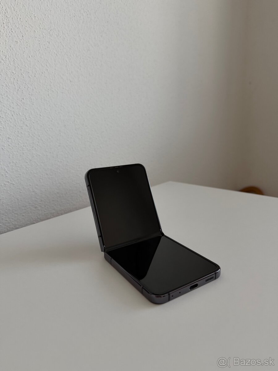 Samsung Z flip5 - 6
