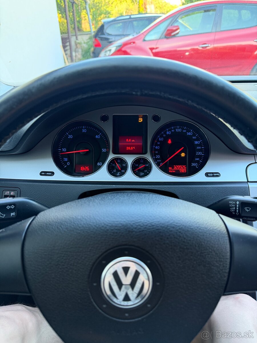 Volkswagen Passat B6 - 6