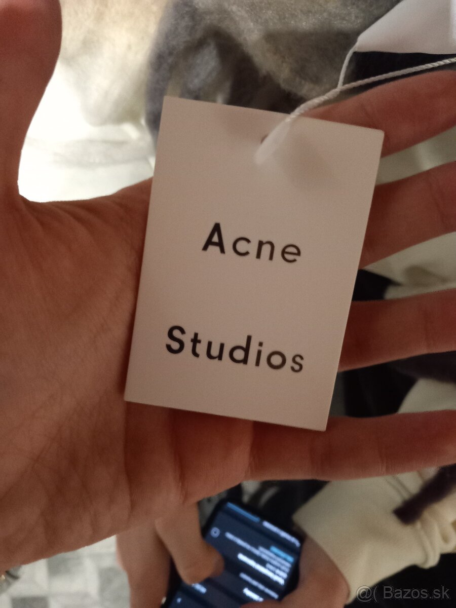 Acne Studios šál - 6