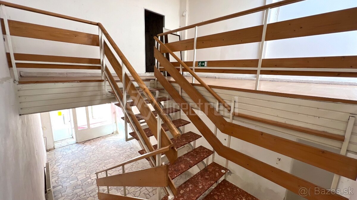 Obchod na Masarykovej ulici - totálne centrum mesta. - 6