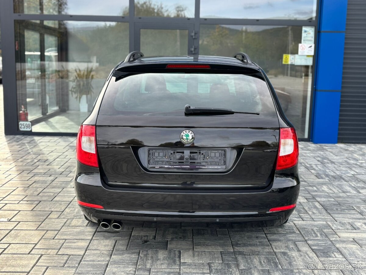 Škoda Superb Combi 2.0 TDI CR DSG 273000km 2011 - 6
