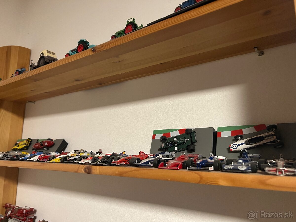 Modely traktorov,aút,formúl - 6