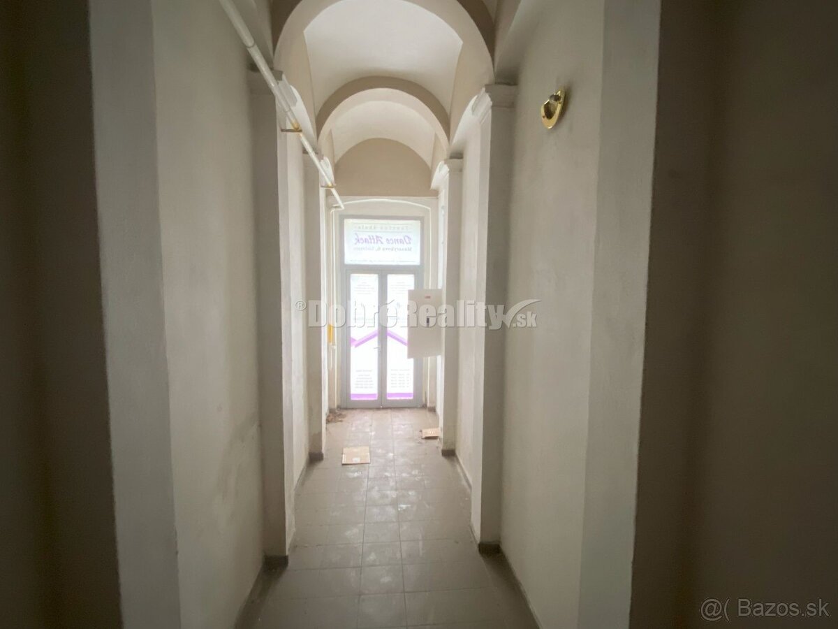 Na prenájom veľký, lukratívny komerčný priestor v centre mes - 6