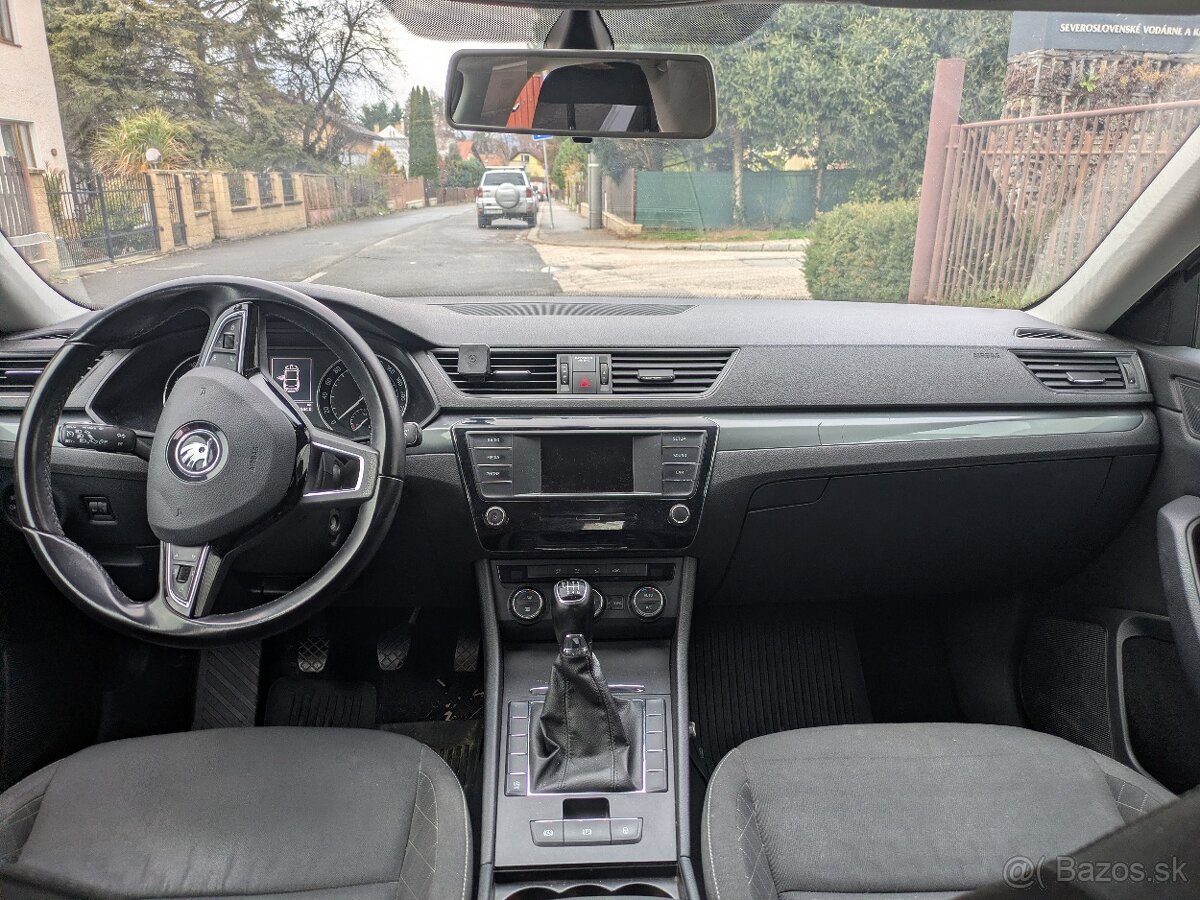 Predám vozidlo Škoda Superb 3 - 6