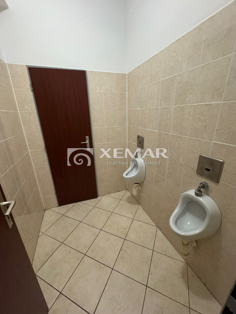 PRENÁJOM Kancelársky priestor centrum Banská Bystrica - 6