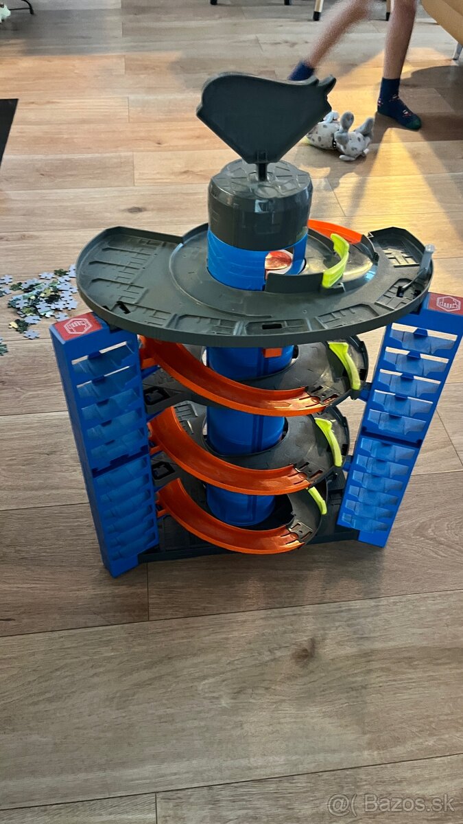 Predám HOTWHEELS GARAGE - 6