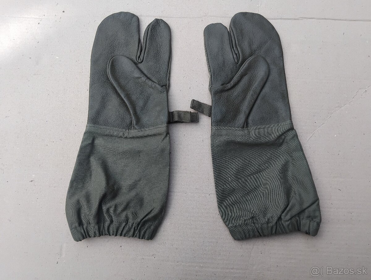 Vojenské doplnky - 6