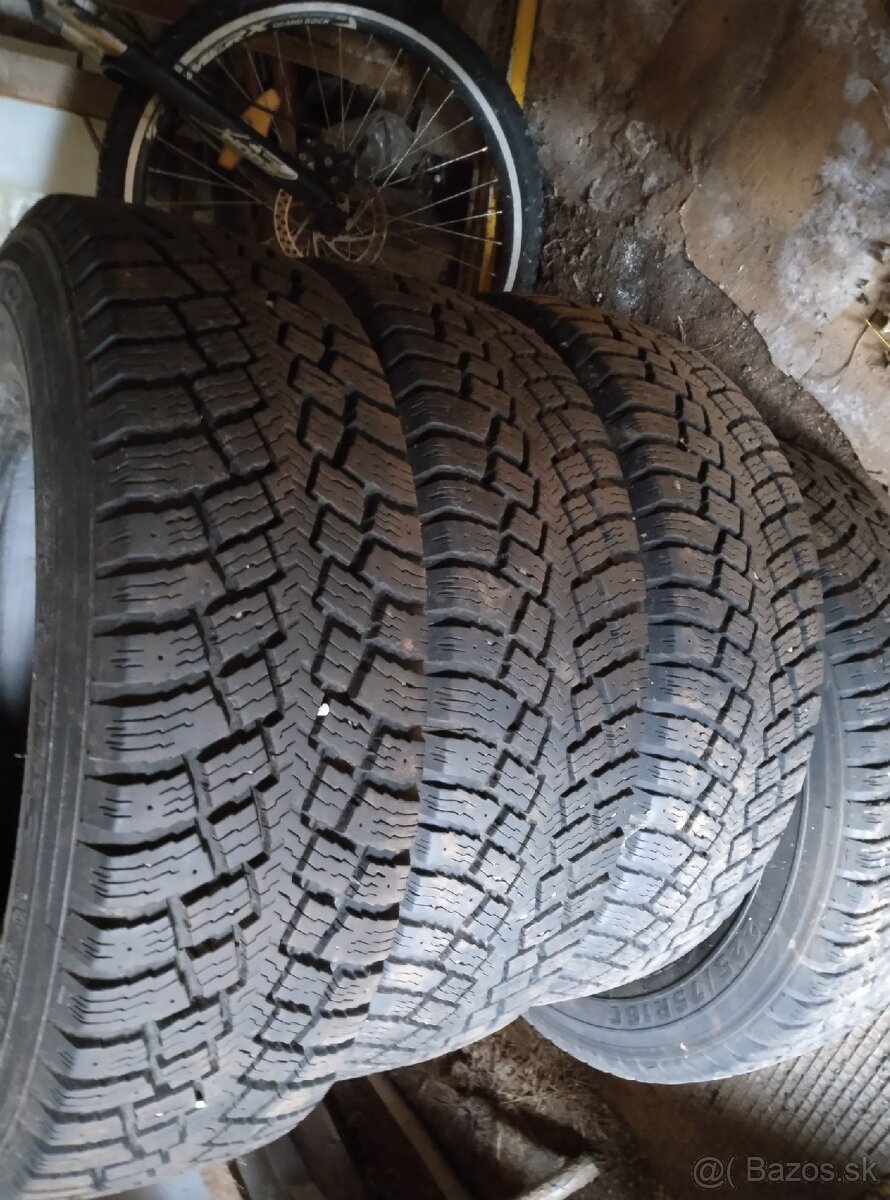 Pneumatiky M+S zimné s vločkami - 6