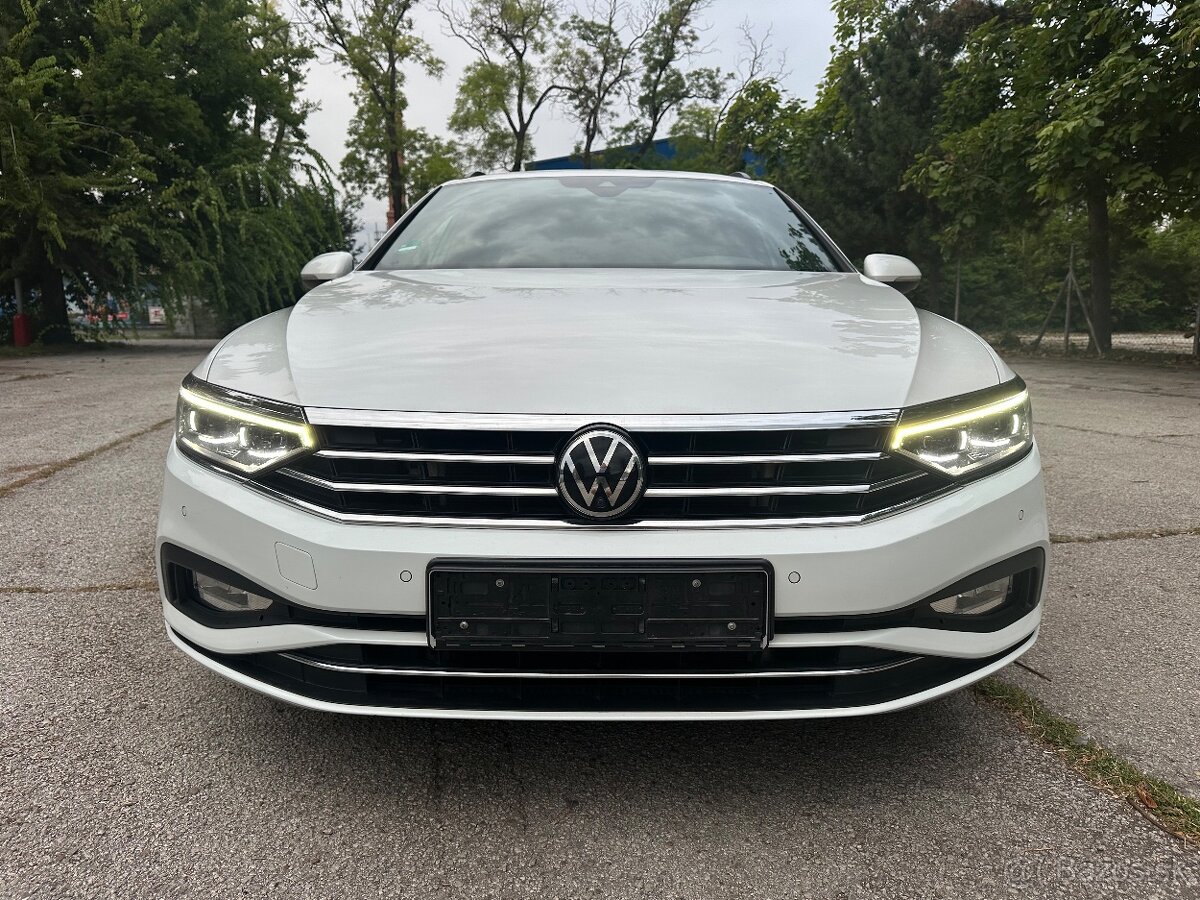 Volkswagen Passat Variant 2.0 TDI EVO Elegance DSG - 6
