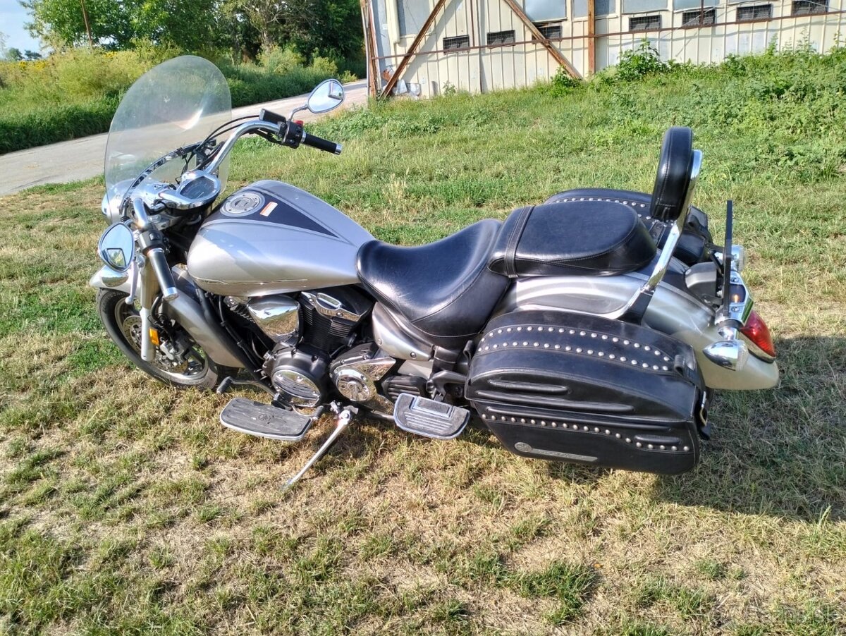 Yamaha midnight star XVS 1300CT - 6