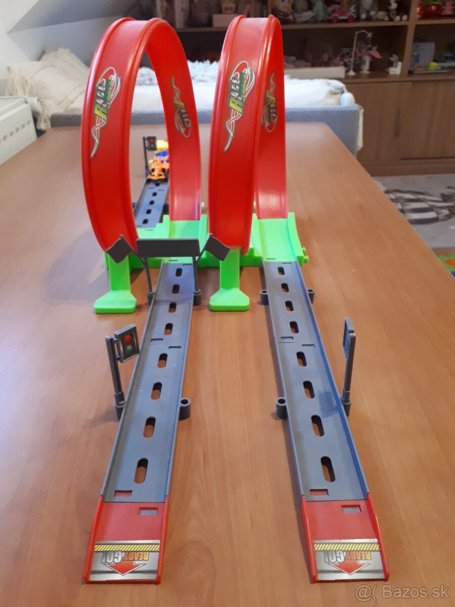 Pretekárska autodráha - 6