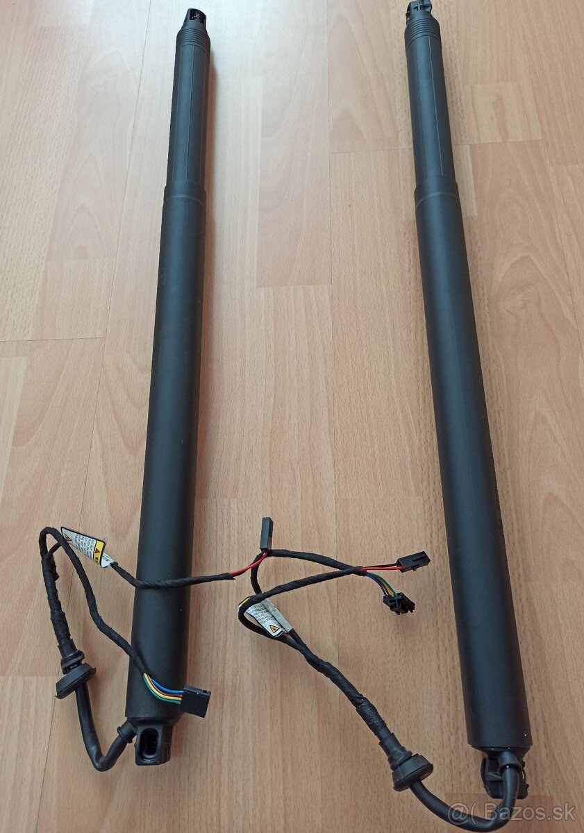 Elektrické vzpery kufra Škoda Octavia / Superb / Karoq - 6