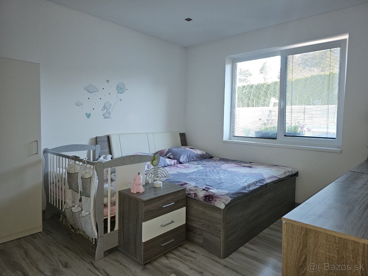 Na predaj moderný 4-izbový rodinný dom v krásnej obci Valča - 6