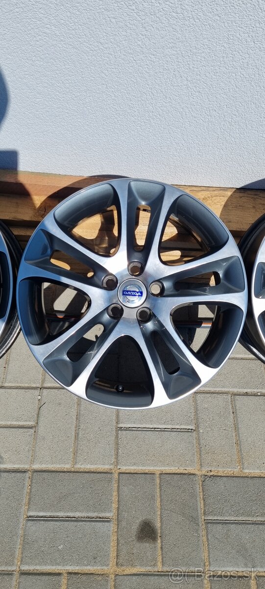 5x108 r18 7,5J ET52,5 - 6