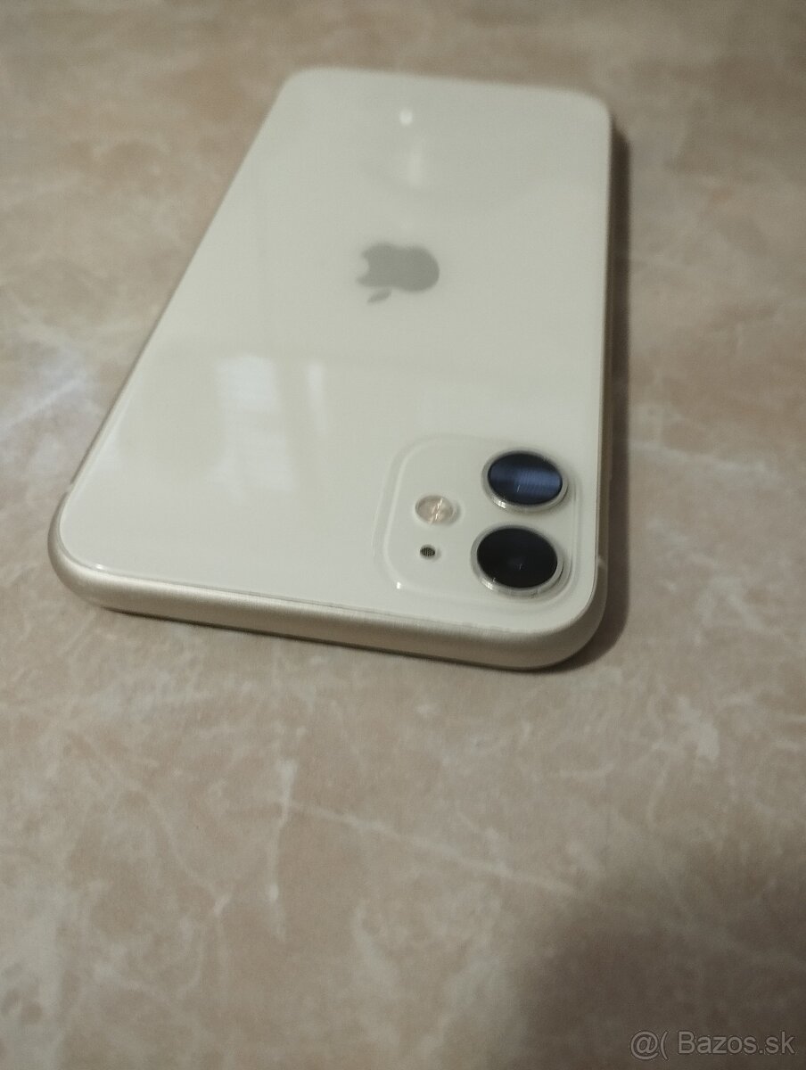 iPhone 11 / 64GB Biely - 6