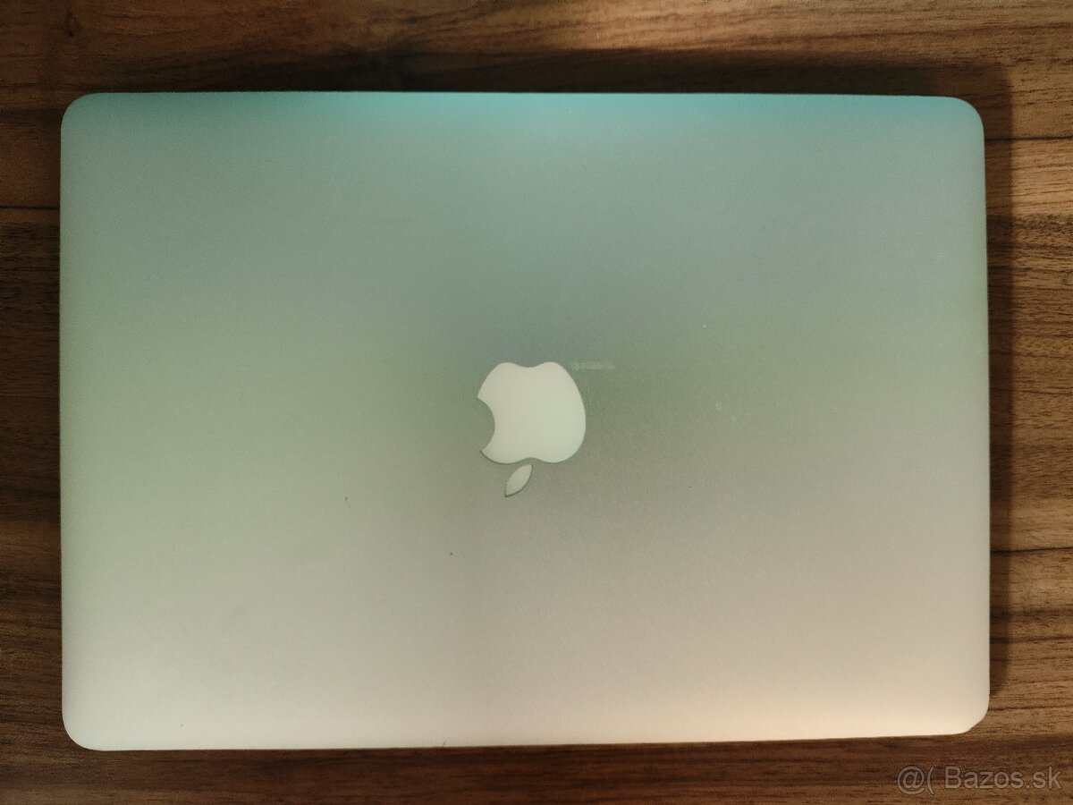 MacBook Air 2015 | i7 • 8GB • 128GB SSD - 6