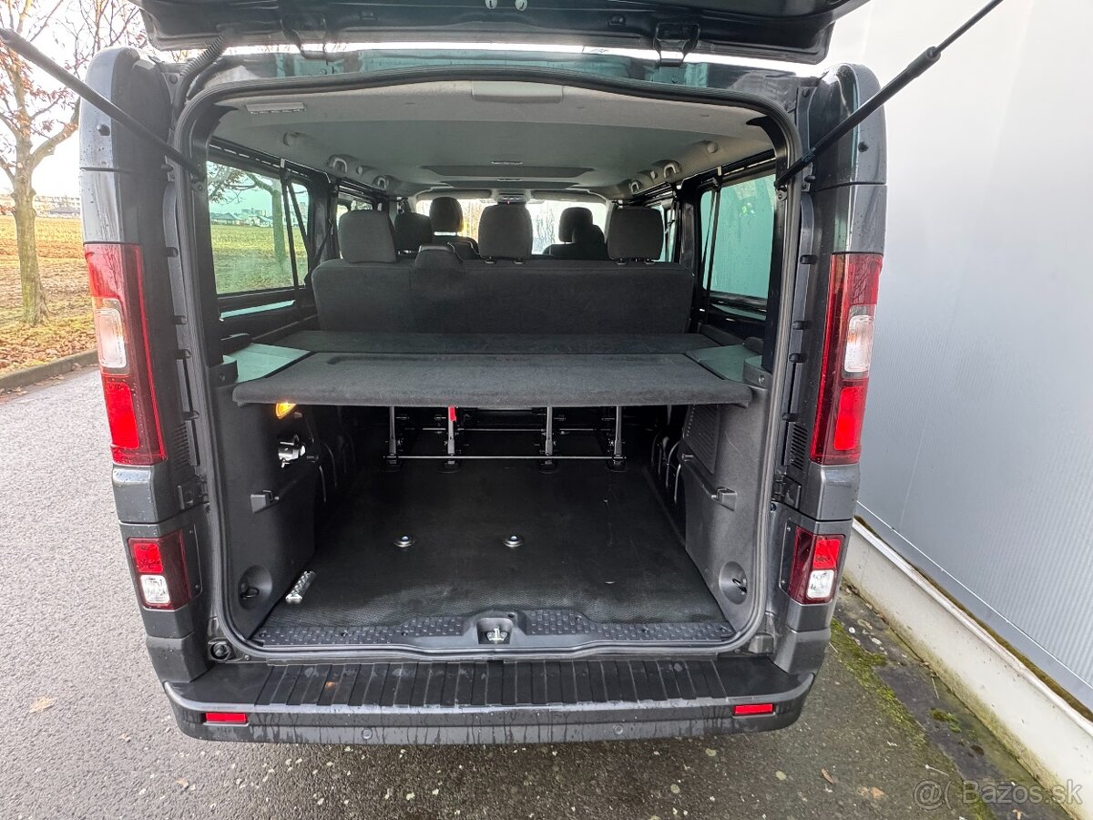Renault Trafic Combi L2 2.0 dCi 150k automat 8 míst 2025 - 6