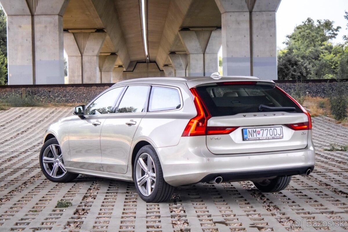 Volvo V90 D4 Inscription D4 - TOP výbava - 6