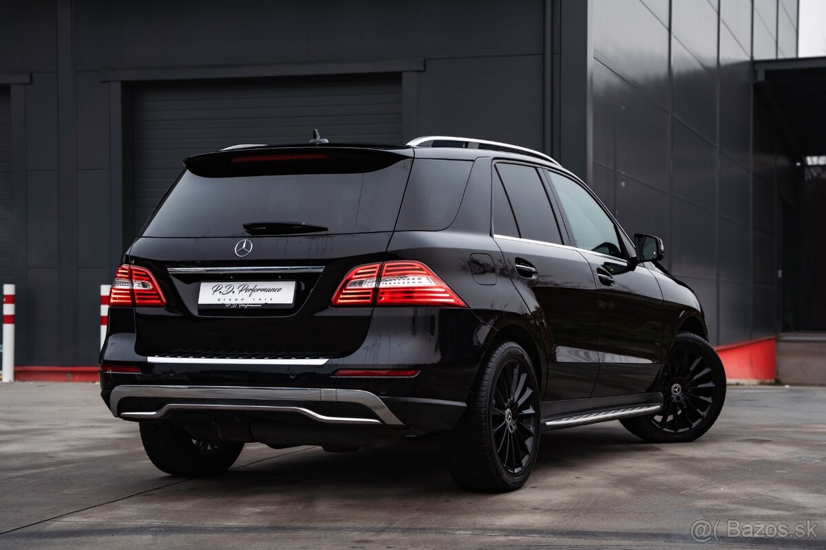 Mercedes-Benz ML 250 Bluetec 4Matic Bang&Olufsen - 6