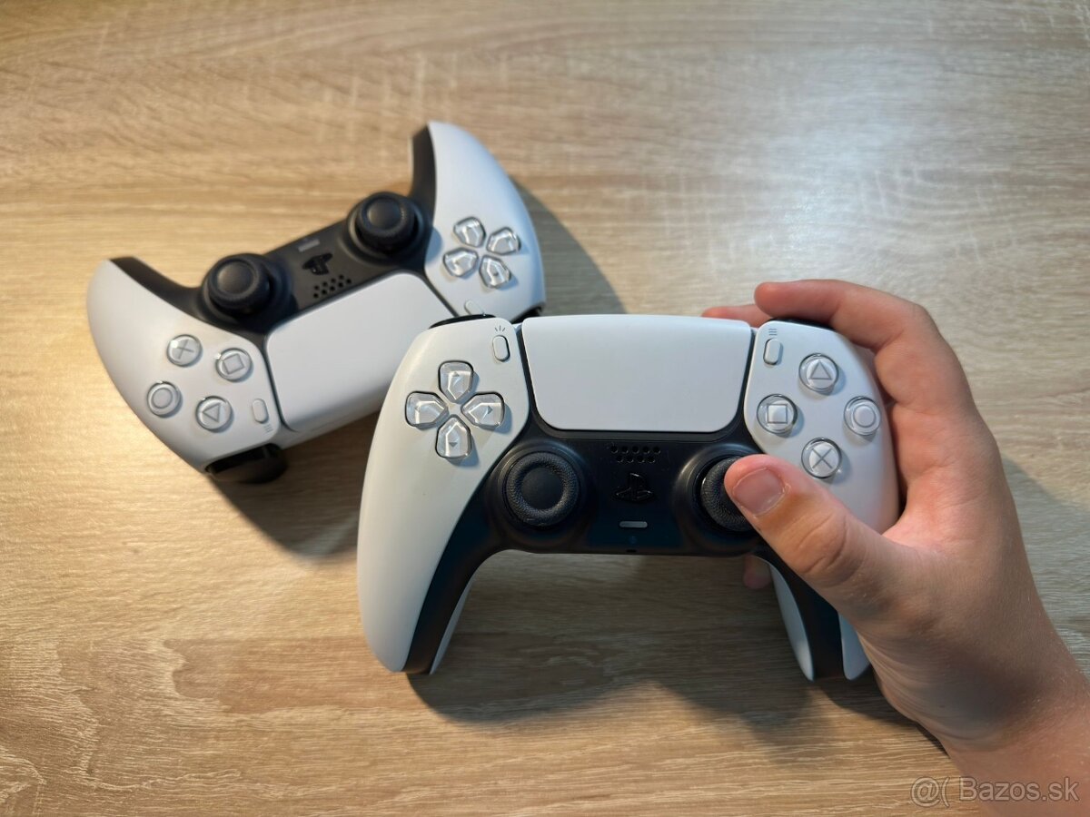 PlayStation 5 Disc Edition + 2× DualSense ovládače - 6