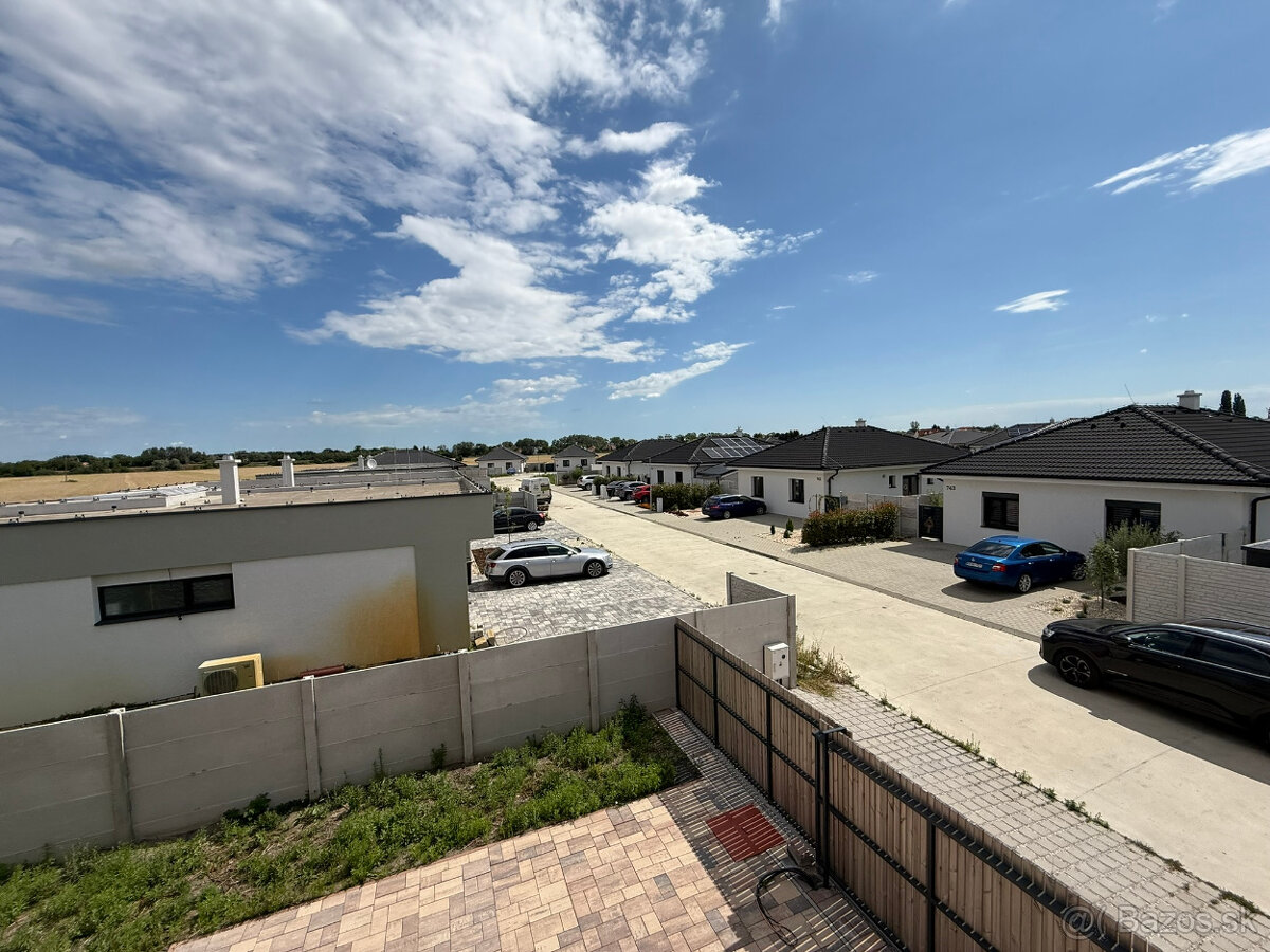 Na predaj 4-izbový dom / poschodový / vo vybavení ŠTANDARD - 6