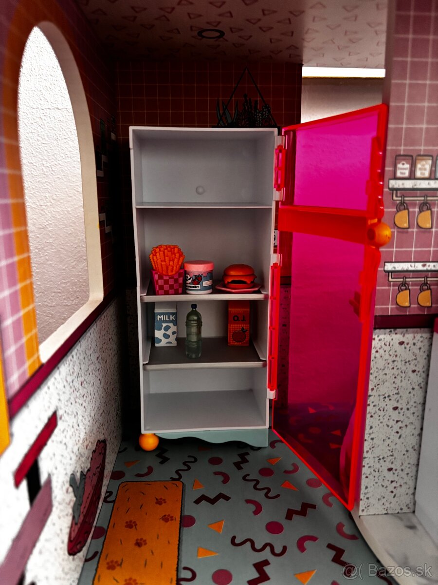 LOL Surprise drevený domček - 6