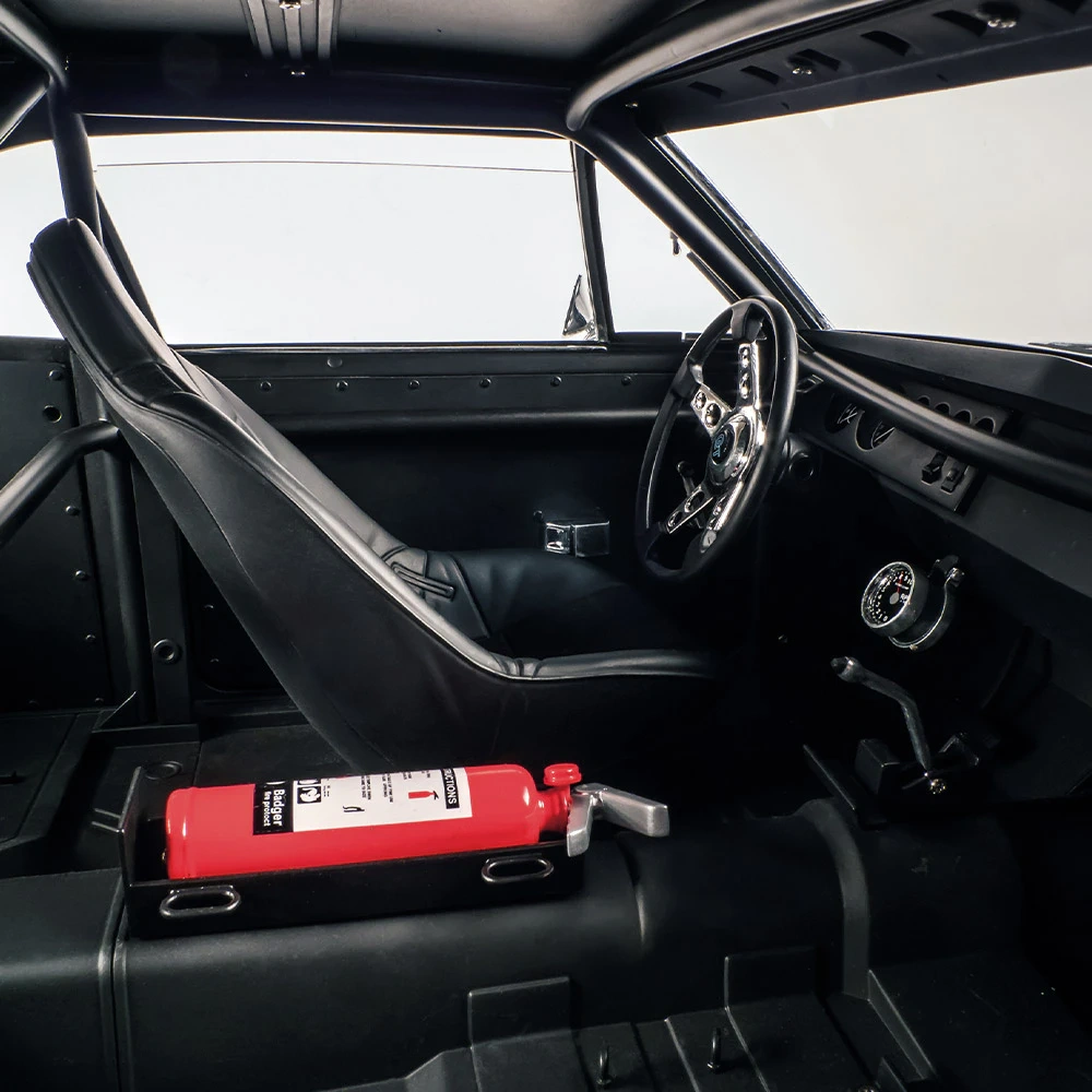 Dodge Charger R/T 1:8 - 6