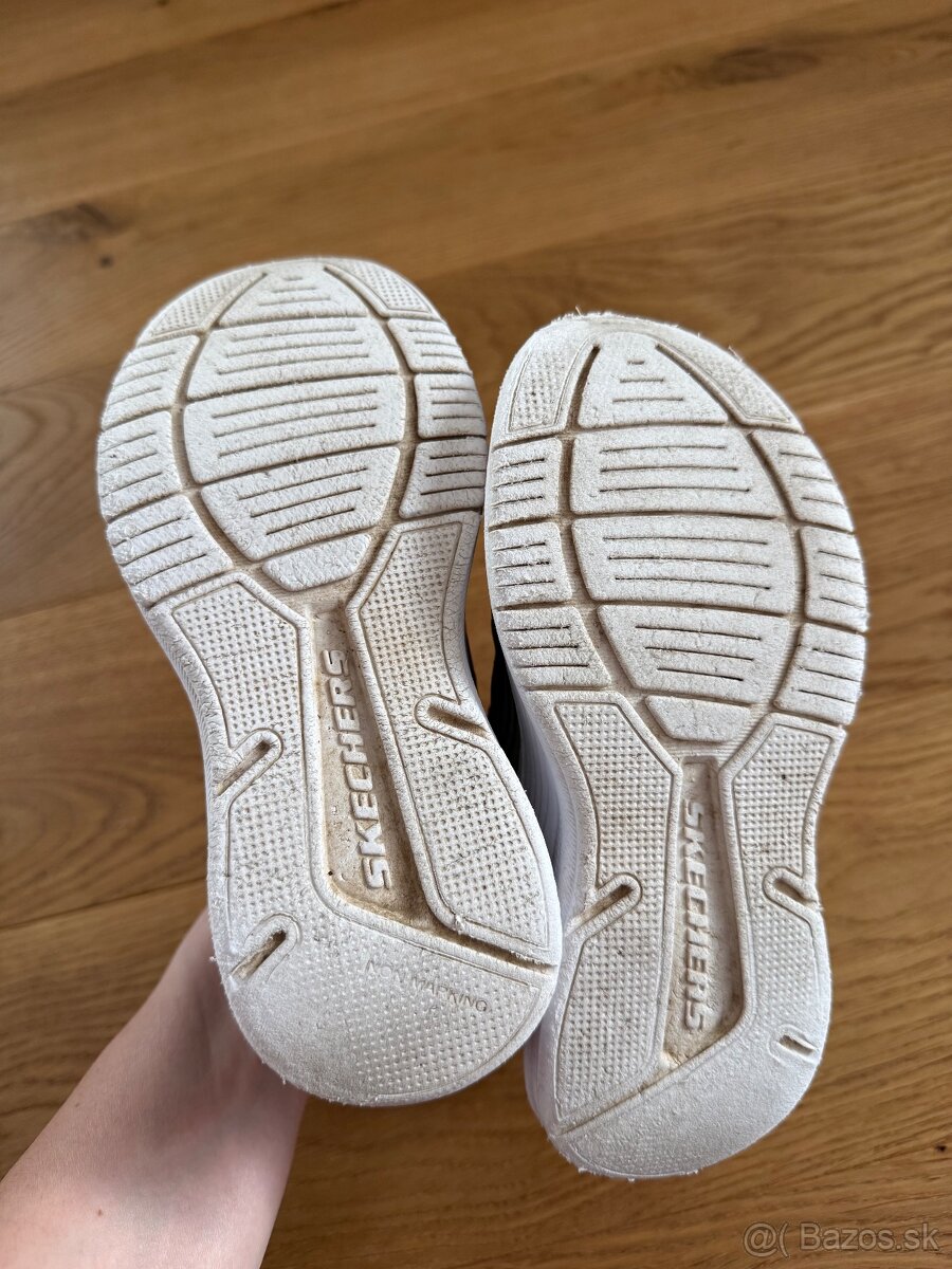 Detske chlapcenske tenisky Skechers 28 - 6