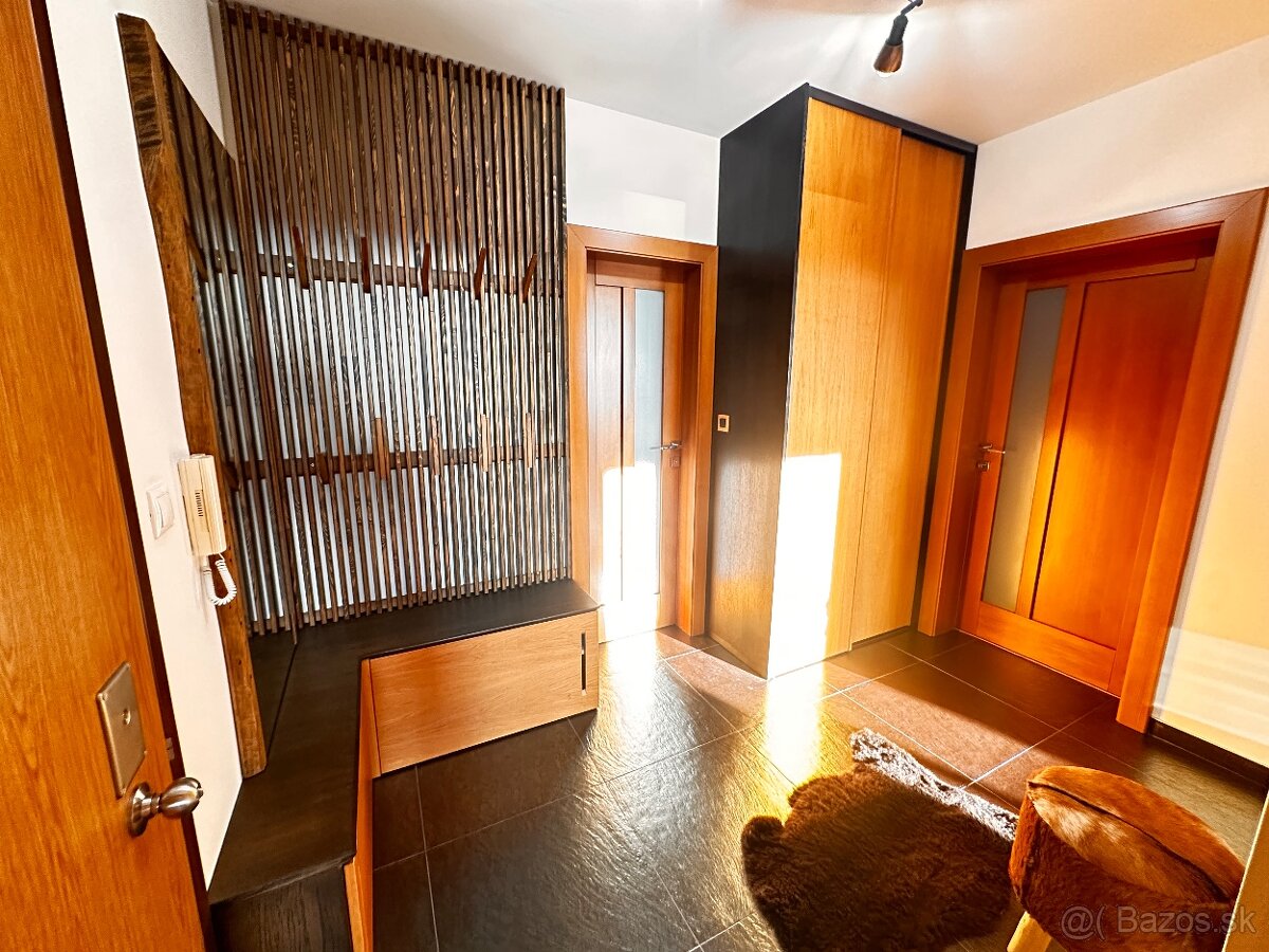 Predám 3izbový byt, balkón, garážové státie, Vysoké Tatry - 6