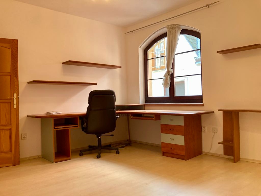 Na prenájom nadštandardný 4-izbový byt v centre, Komárno - 6