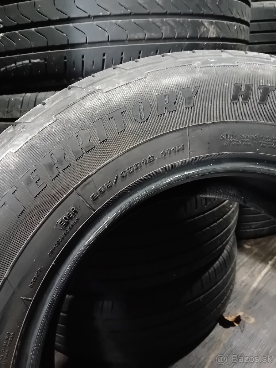 Goodyear Wrangler Territori HT 255/65R18 - 6