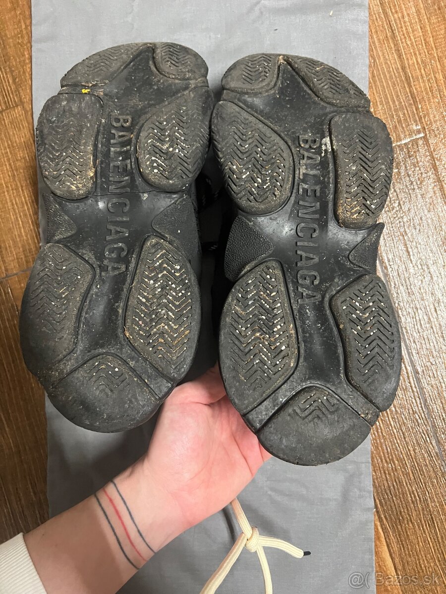 Balenciaga Triple S - 6