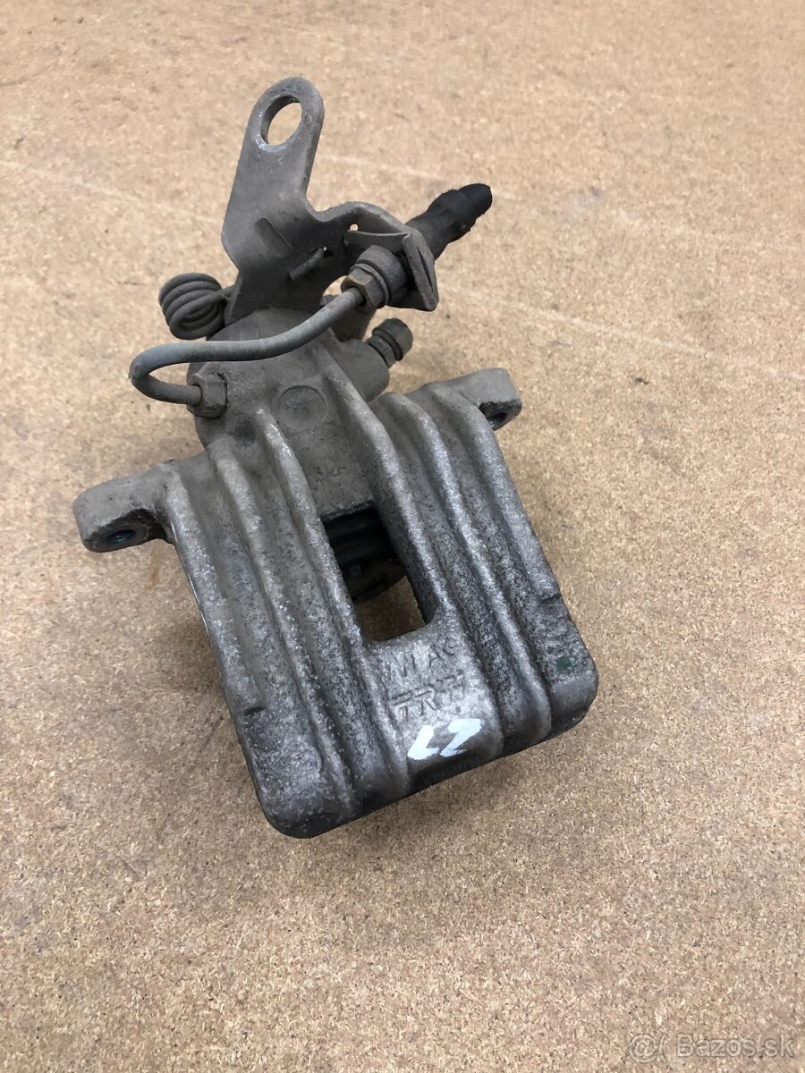 škoda octavia 2 brzdovy valec vaha ventil kryt strmen - 6