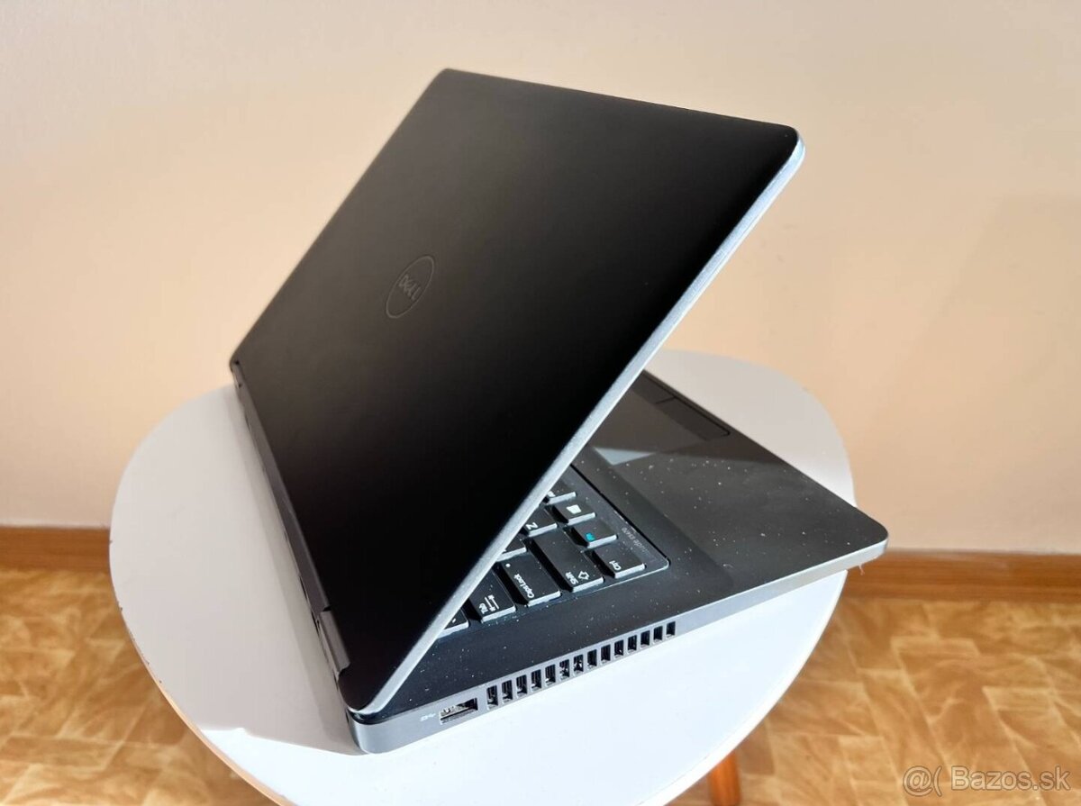 Notebook 14" DELL.Intel i5-6300U 2x2,40GHz.8gb ram.120g SSD - 6