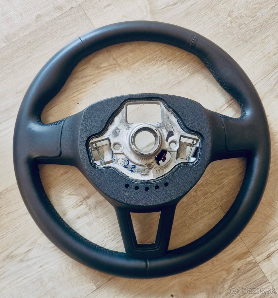 Volant Skoda Superb 3 - 6