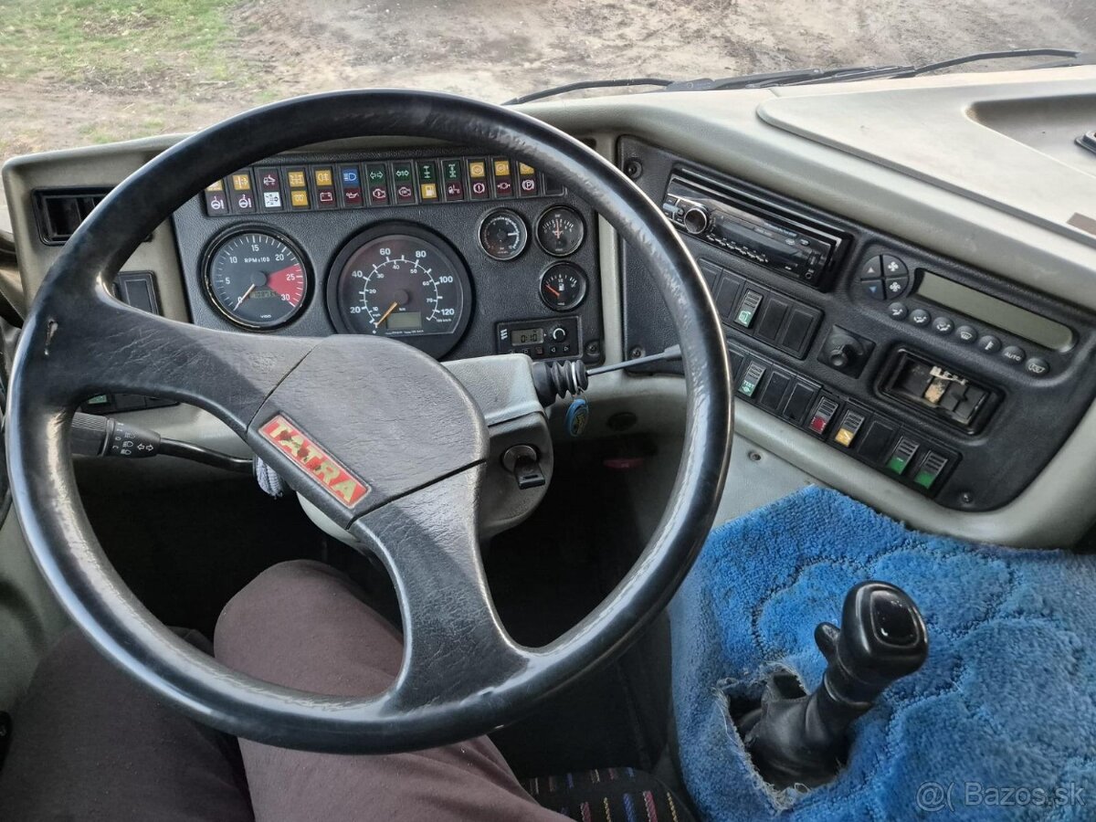 Tatra Terrno 8x8 sklápěč . - 6