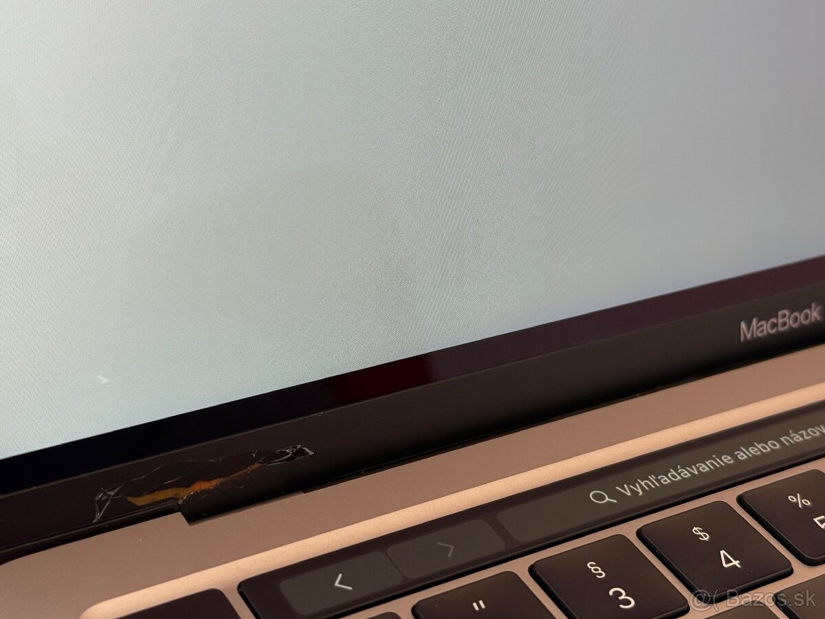 MacBook Pro 13 M1 8GB / 256GB - 6
