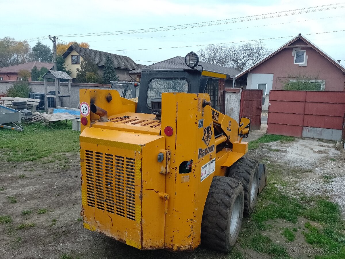 Šmykom riadený nakladač Racoon HT 60 - 6