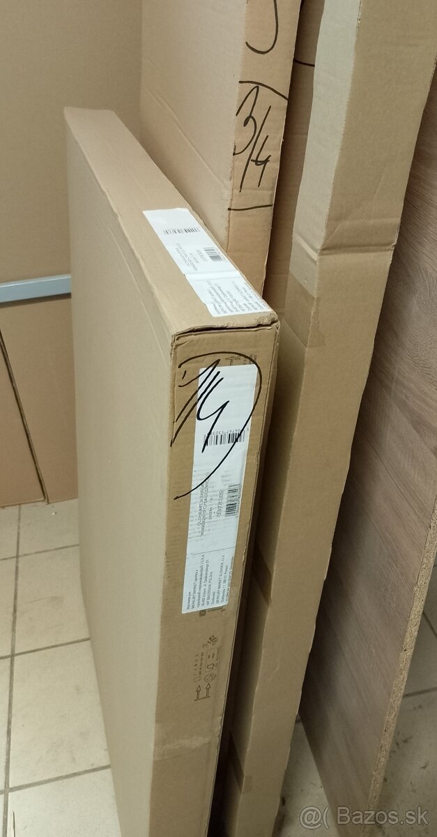 Nová skriňa nepostavená - 6