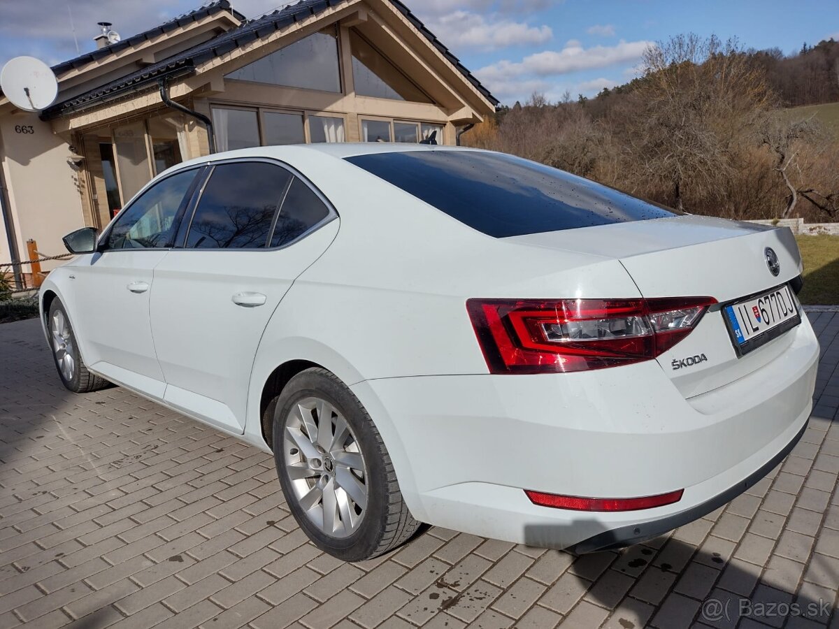 Predam skoda superb 4x4 - 6
